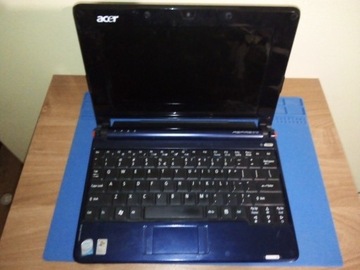 Mini Retro Laptop Acer Aspire One