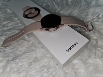 Galaxy watch 4 LTE, różowy. Stan idealny