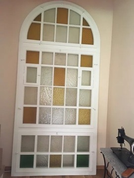zabytkowe okno witraż antyk unikat willa kamienica