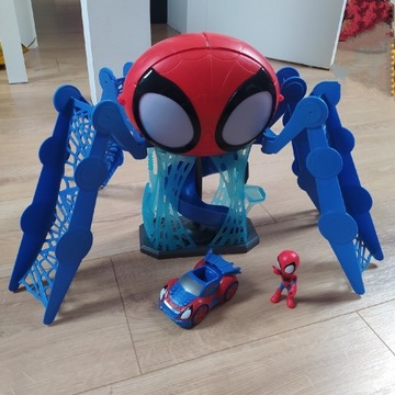 Baza Spider-Mana jak nowa