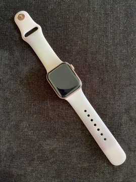 Apple Watch 4 Series 40mm Golden Rose