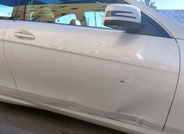 Drzwi prawe Mercedes W204 Coupe biała perła 799