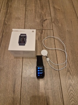 Zegarek Huawei Watch D - pomiar ciśnienia / EKG