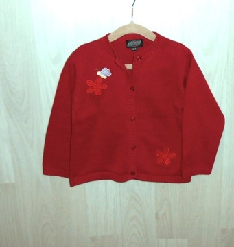zapinany czerwony sweterek z aplikacjami 6l