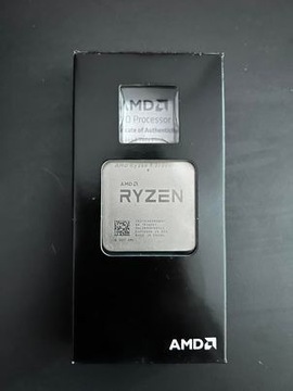 Procesor AMD Ryzen 7 2700X 8 x 3,7 GHz AM4 BOX