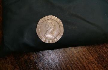 Elizabeth II Elżbieta II 1984 20 pence 