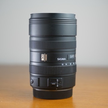 Sigma 8-16 mm f/4.5-5.6 DC HSM mocowanie Canon EF