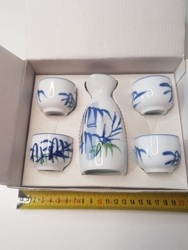 Porcelanowy zestaw do herbaty