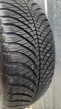 Opona Goodyear Vector 4Seasons Gen-2 dot 0418