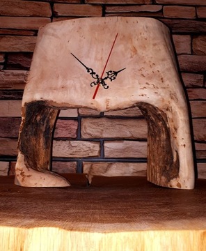 Zegar z drewna stojący kominkowy unikat 