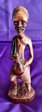 Figurka z Afryki muzyka ręcznie wykonana z drewna