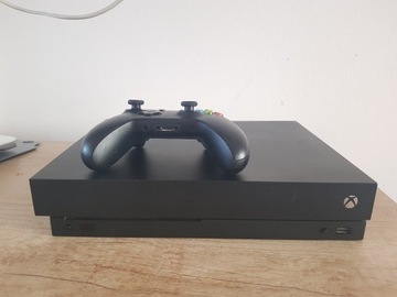 Konsola Xbox X