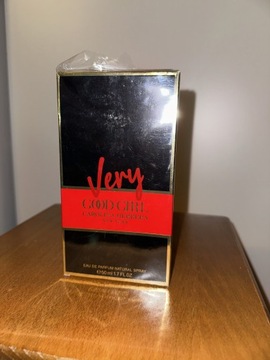 Perfumy Carolina Herrera Very Good Girl 50ml(Nowe)