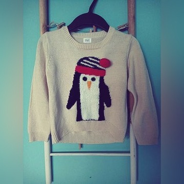 Sweterek z pingwinkiem 116/122