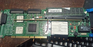 American Megatrends E4672507-02.00 Dual SCSI