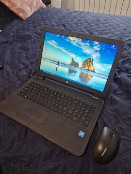 Laptop HP 15,6" Intel Celeron 4 GB / 256gb SSD