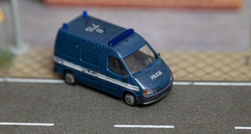 Ford Transit Policja 1:87 Rietze H0 Police 