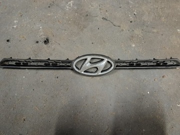Atrapa Zderzaka, listwa emblemat Hyundai i 20 II