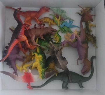 Figurki Dinozaury 27 szt TRex Jurassic park różne 