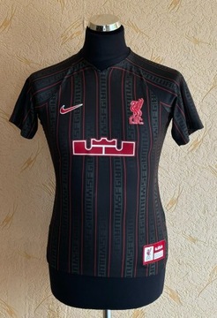 Koszulka Piłkarska Liverpool x LeBron 2022/2023 Nike Limited Edition Roz. S