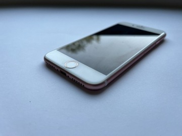 iPhone 7 32GB Rose Gold, bardzo ładny, różowy