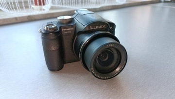 Panasonic Lumix DMC-FZ8 zoom x 12