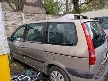 Sprzedam części do Citroena C8 