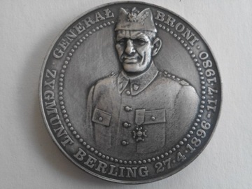 medal Zygmunt Berling