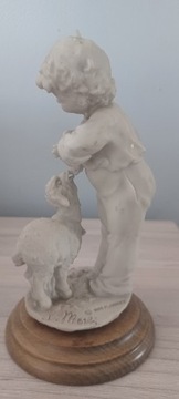 Figurka z alabastru 