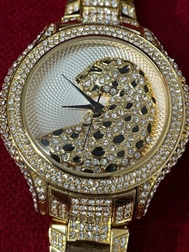 Zegarek damski kolor złoty z panterą na tarczy