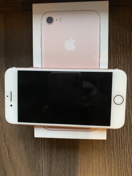 iPhone 7 32 GB blady róż idealny 