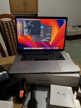 MacBook Pro 15” i7/16/1TB Radeon 560 4GB Touchbar