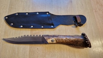 nóż myśliwski survivalowy oprawiony w poroże 16cm