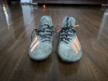 Buty piłkarskie adidas X