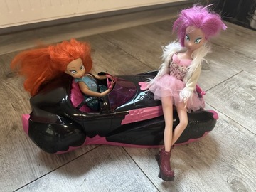 Auto i lalka Monster High + 2 lalki Winx