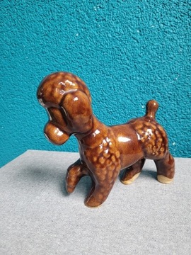 Ceramiczna stara figurka psa PRL pies pudel 