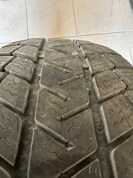 Opony letnie Michelin 215/65 R16