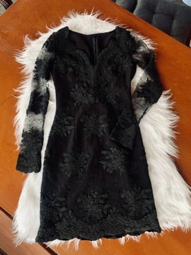 Sukienka mała czarna koronkowa (XS) EMO