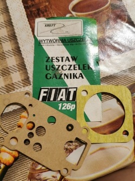 Pamiątki PRL zestaw uszczelek do gaźnika Fiat 126p