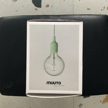 Muuto E27 LED Light Green Zestaw oprawa + żarówka