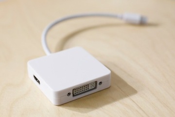 Przejściówka Apple do MacBooka z Mini DisplayPort 