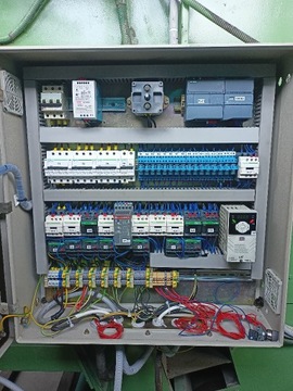 Modernizacja sterowania PLC maszyn przemysłowych