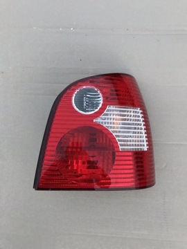 LAMPA Prawa VW Polo 9N 