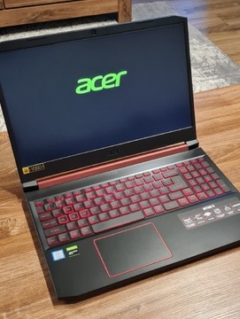 Laptop gamingowy Acer Nitro 5 model AN515-54-51B0