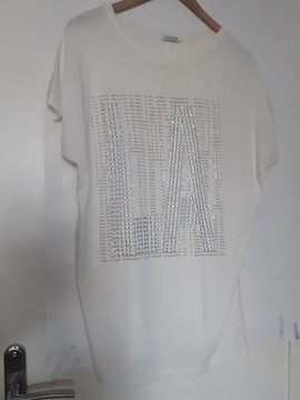 Kremowa koszulka ze srebrnym wzorem