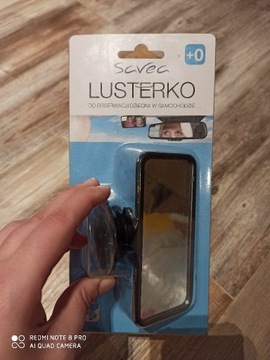 Lusterko do obserwacji dziecka w samochodzie