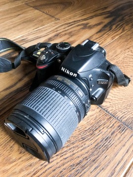 Lustrzanka Nikon D3200 plus obiektyw Nikkor 18-105