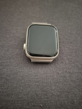Apple Watch 8 45mm Cellular Starlight z ISpot