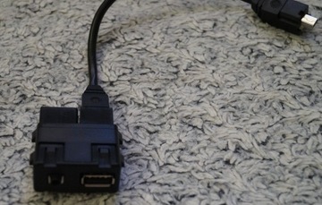 CZYTNIK USB, AUX OPEL ASTRA IV od 2011r.