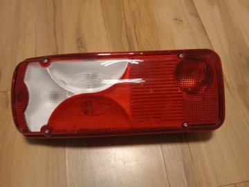 Mercedes sprinter lampa prawy tył 